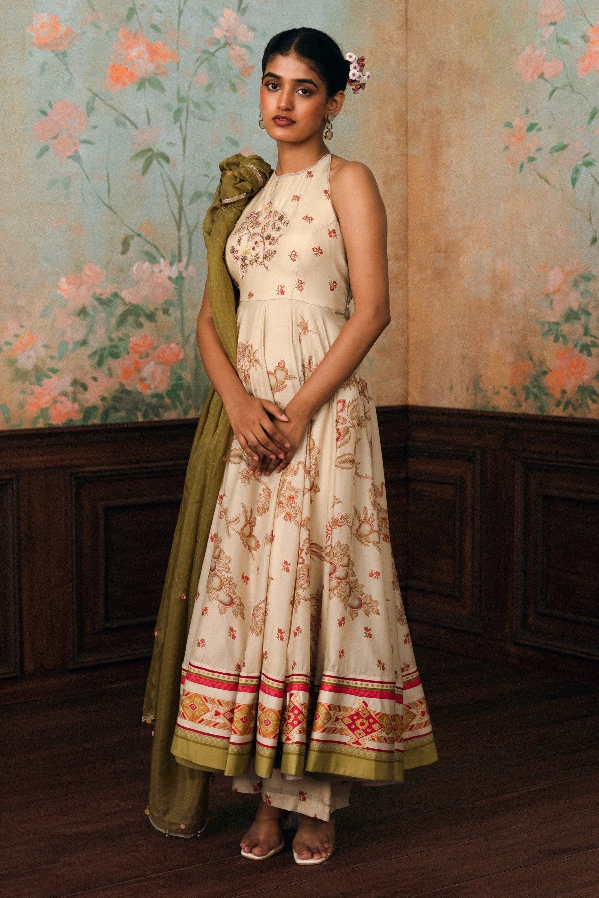 Delphine Anarkali set