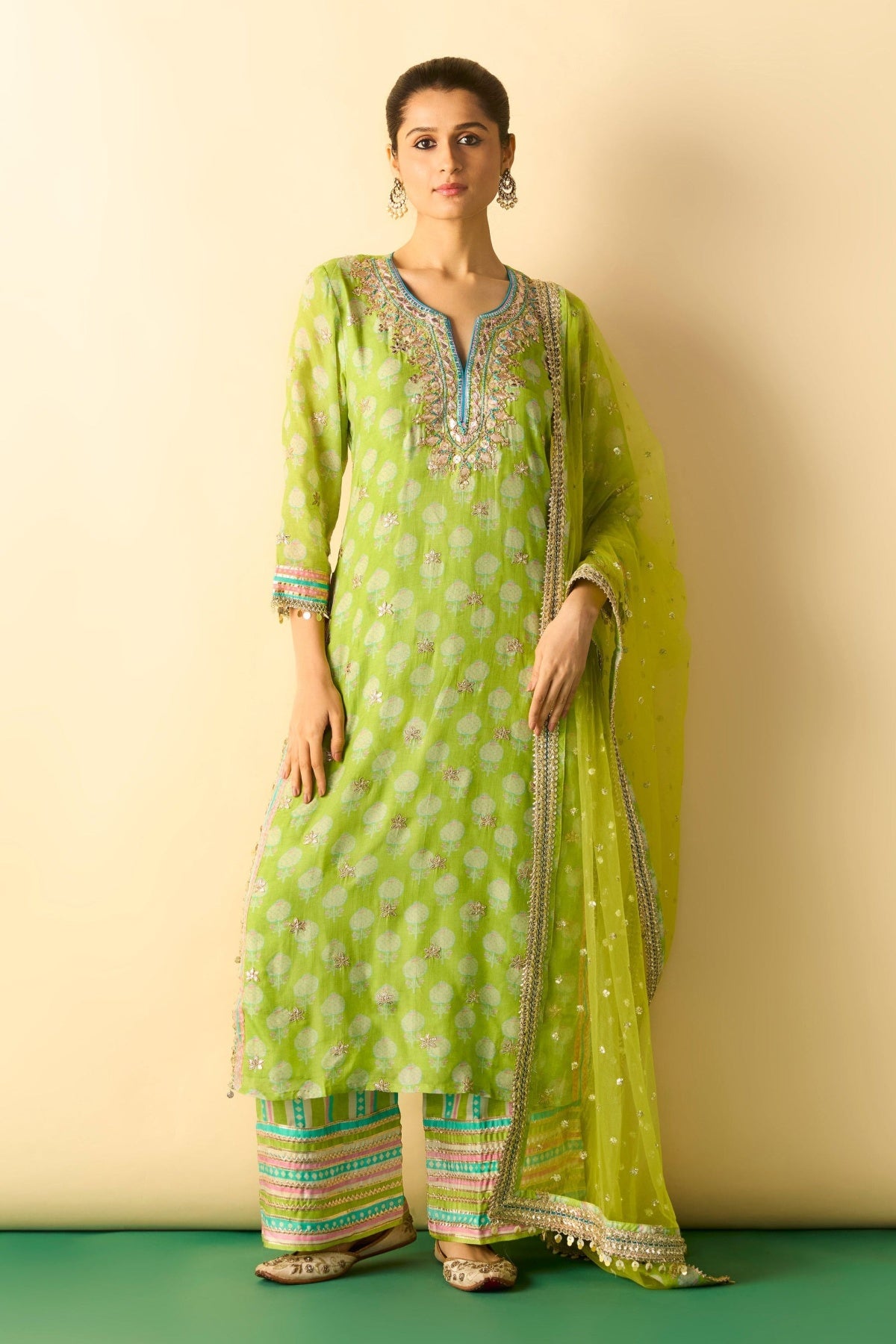 Dwiti Kurta Set