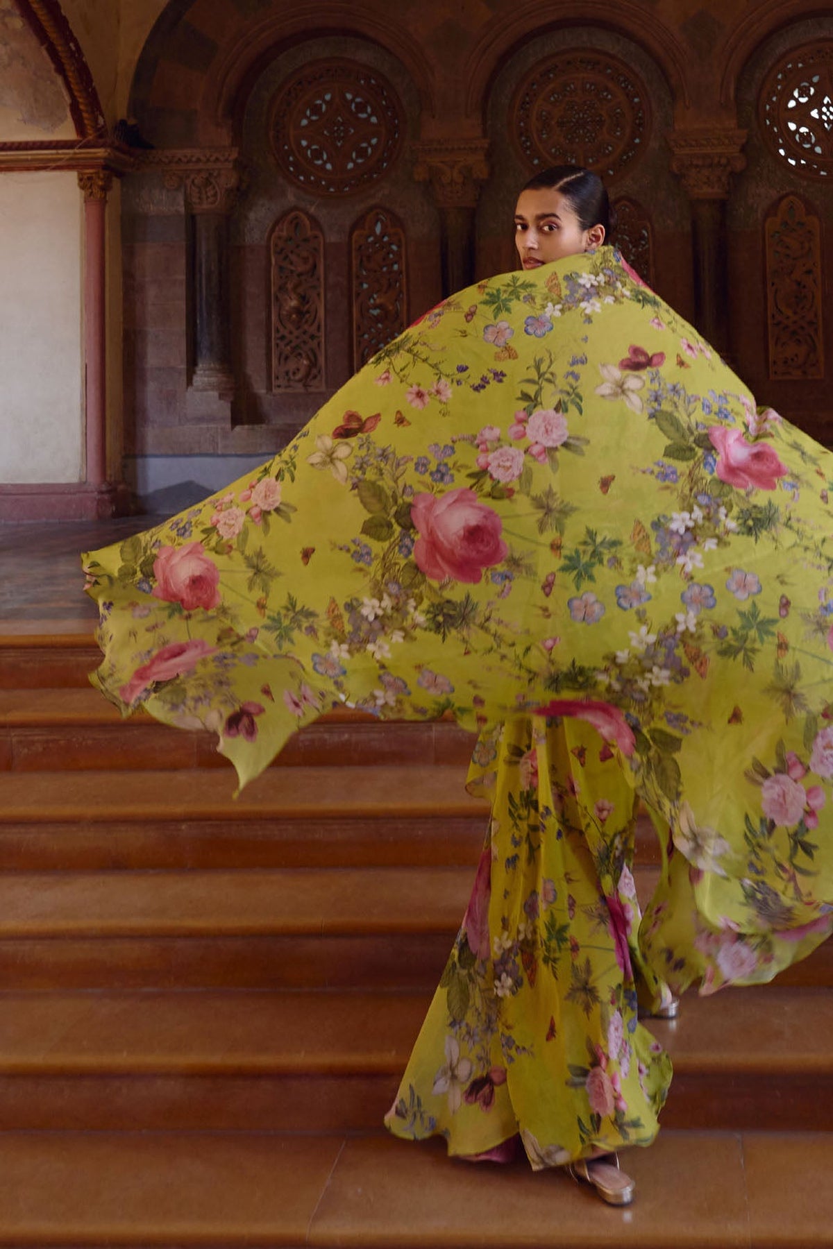Green Printed 3D Utsa Rushing Cape Set