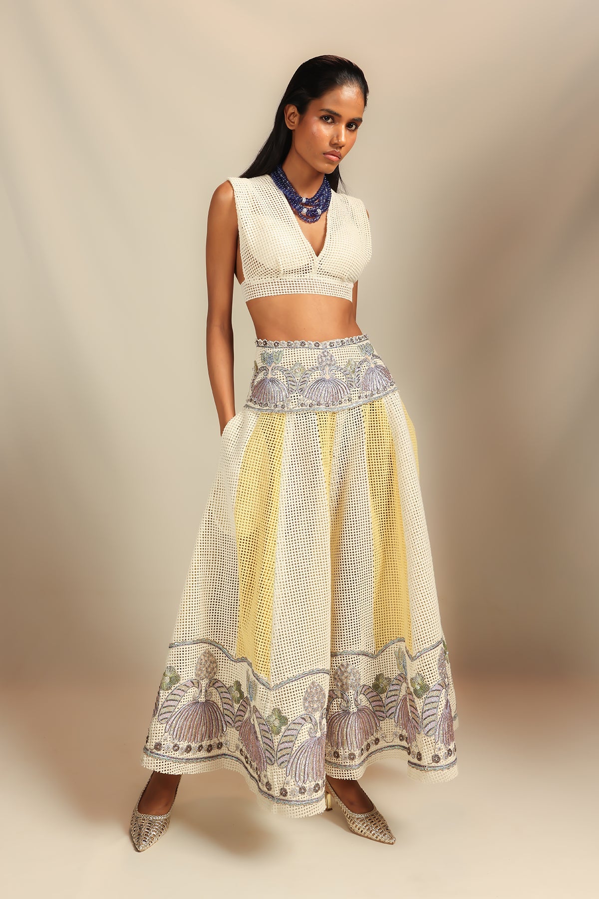 Interlumen - ivory yellow mesh lehenga