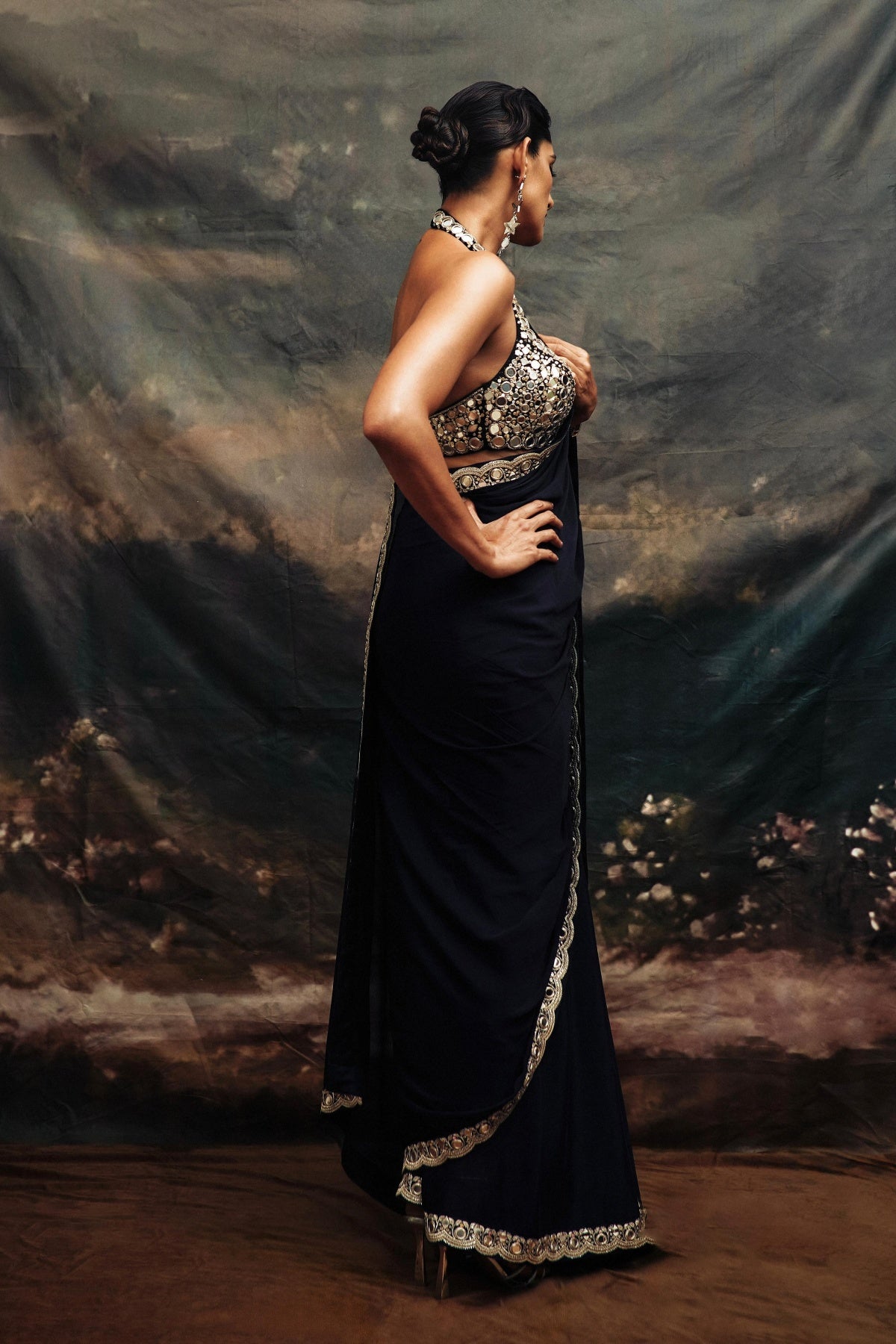 Kubbra Sait In Aradhana Saree