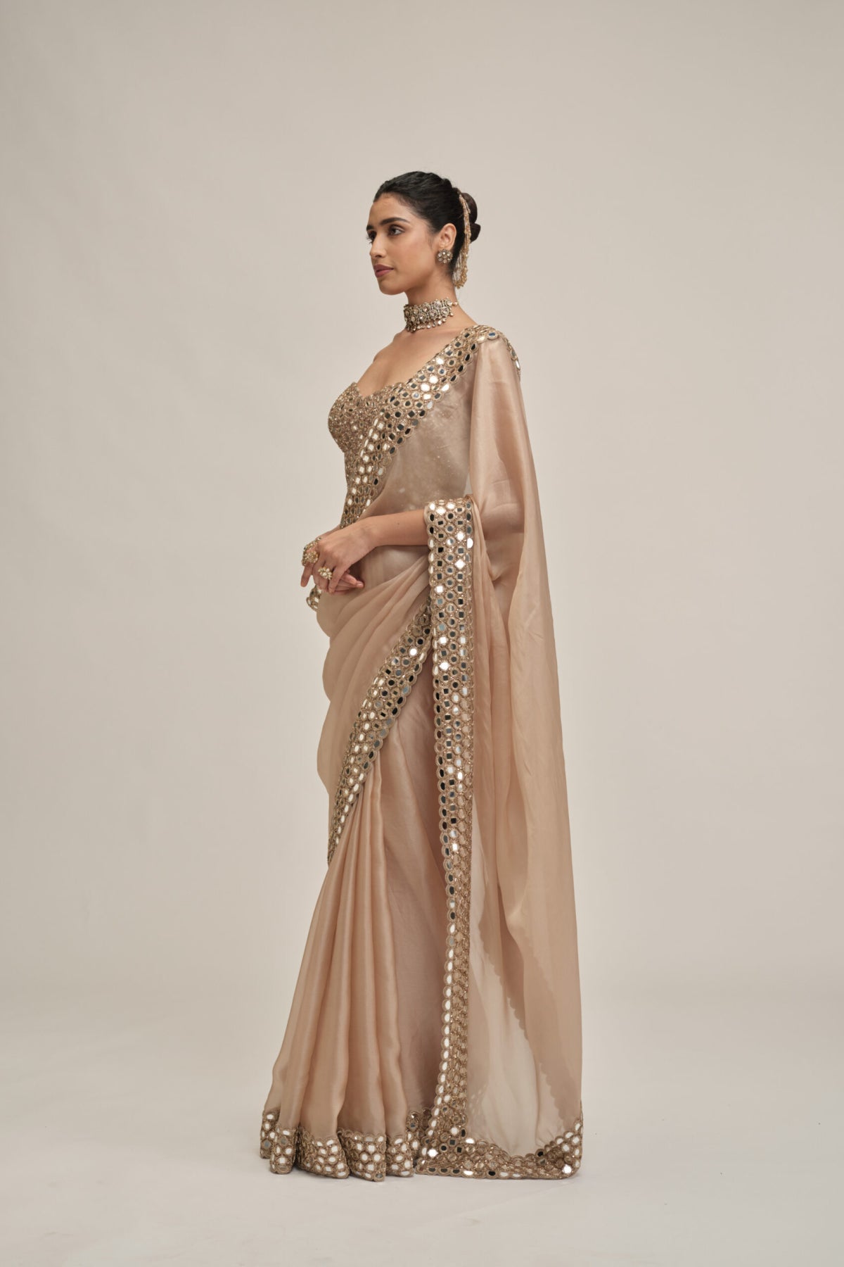Light Beige Mirror Border Saree With Corset Set