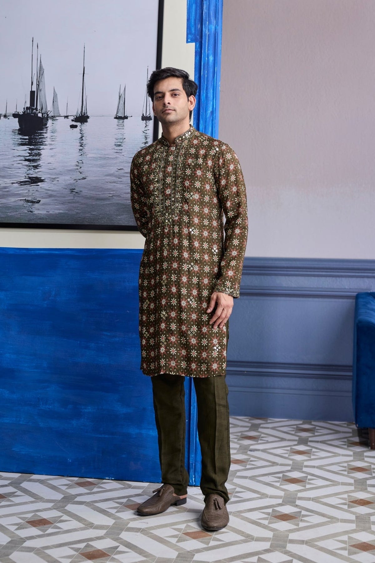 Olive Butta Highlighted Kurta With Solid Pants