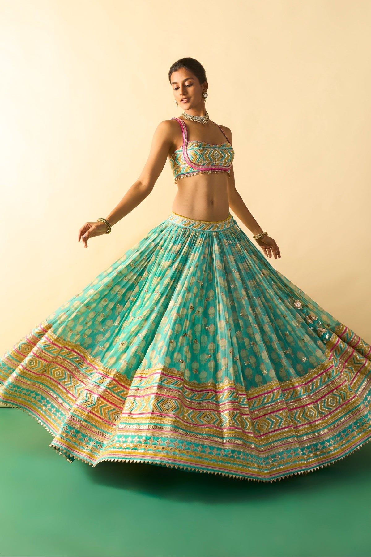 mannat lehenga set
