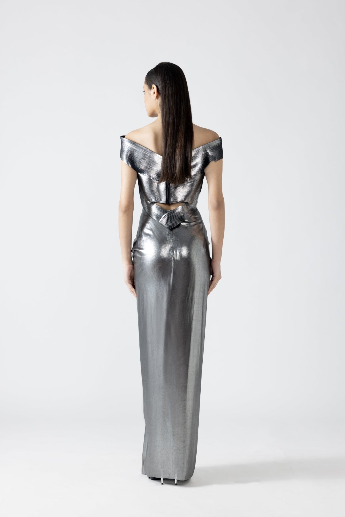 Moulded Metallic Top With Skirt
