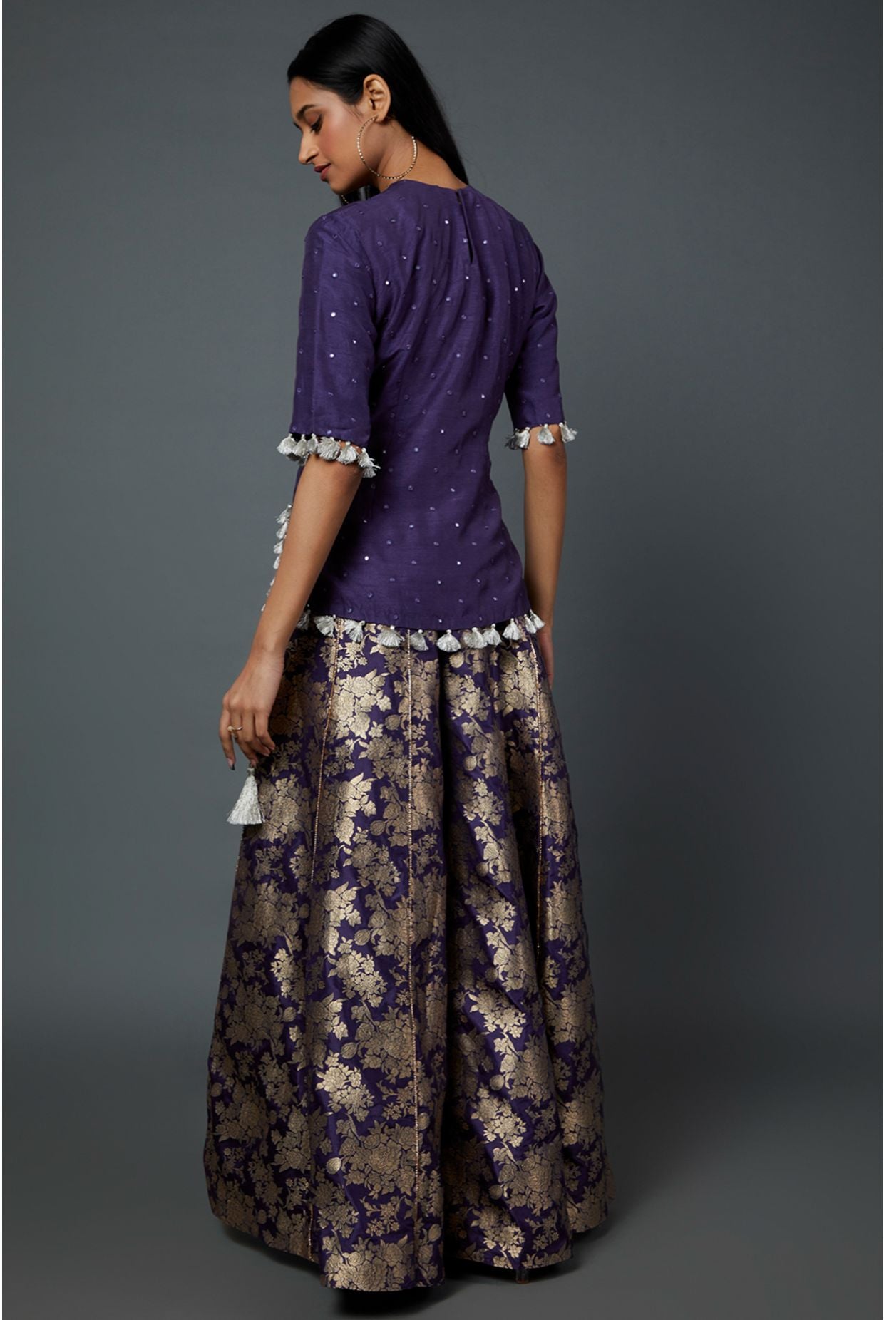 NAVY ABLA SILK EMBROIDERED KURTA AND NAVY BROCADE SHARARA WITH MUKAISH NET DUPATTA
