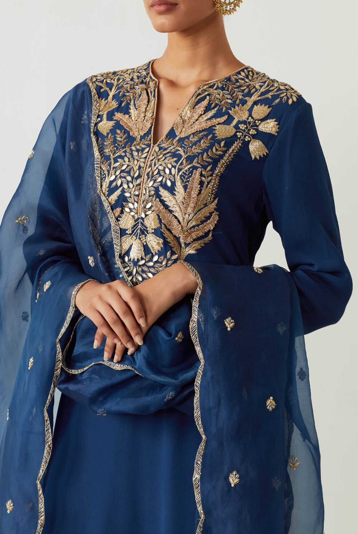 Navy Yoke Embroidred Kurta And Pants With Embroidered Dupatta