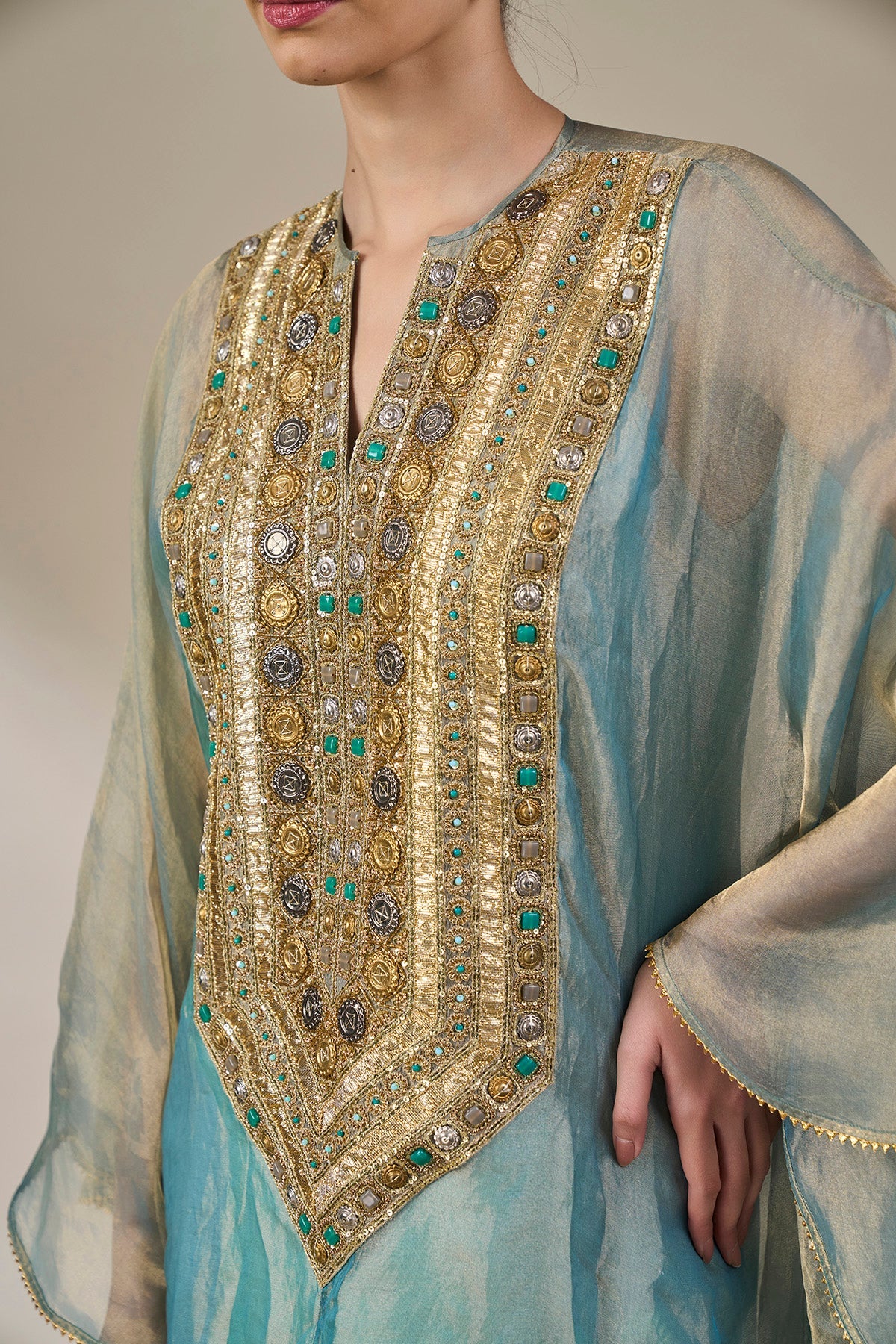 Neel Noor Kaftan