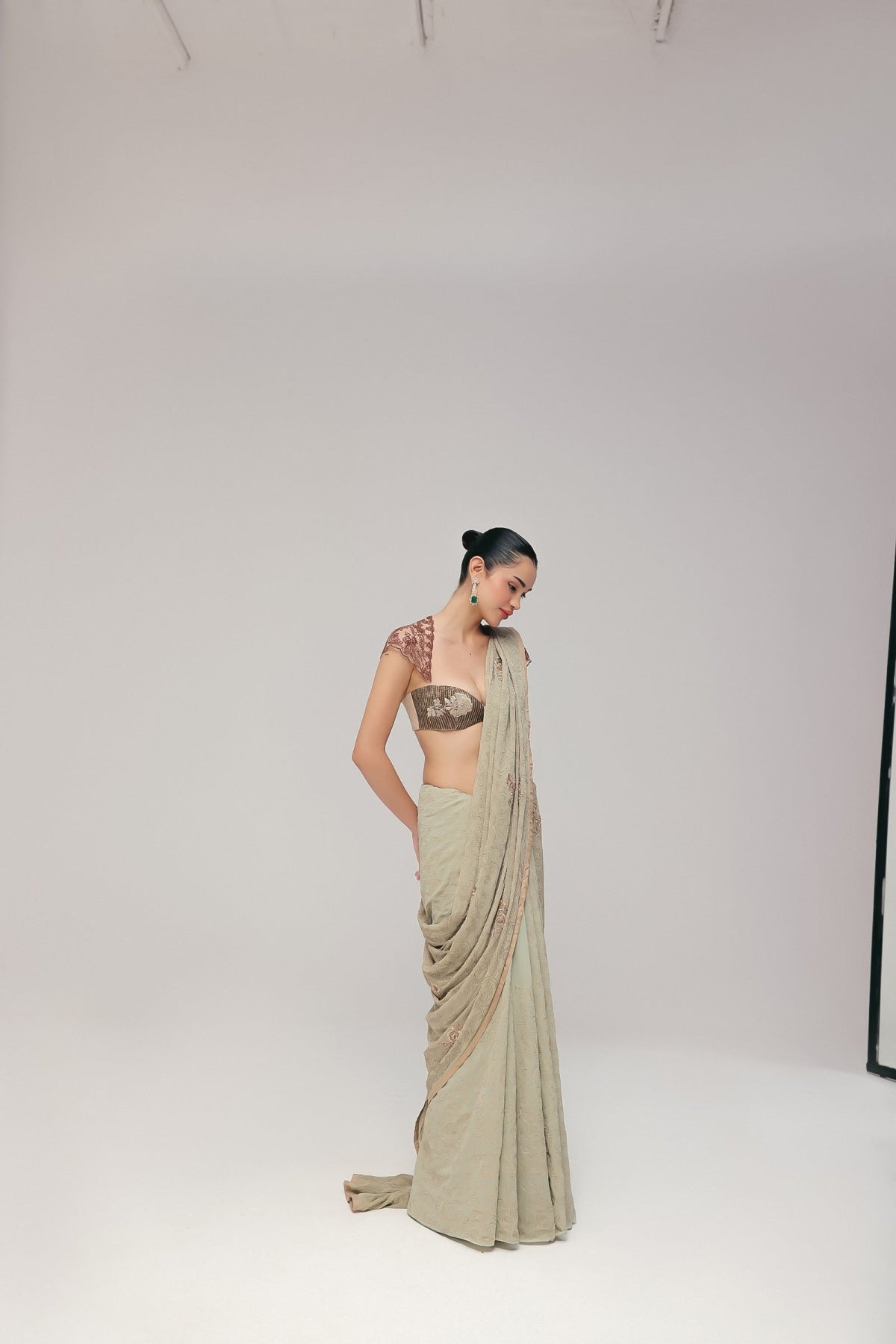 Notes of sage, hints of gold sari