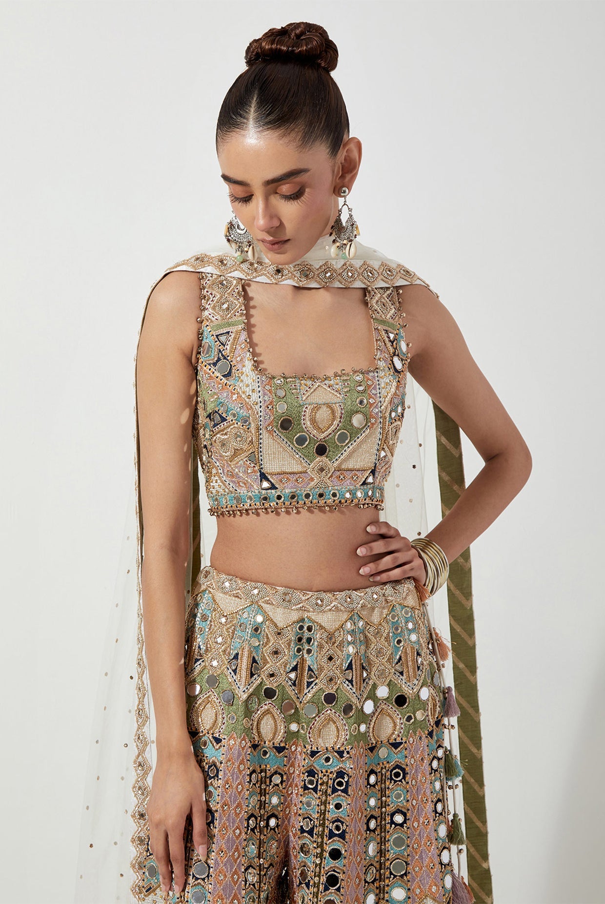 OFF WHITE EMBROIDERED CHOLI AND SHARARA WITH MUKAISH NET DUPATTA