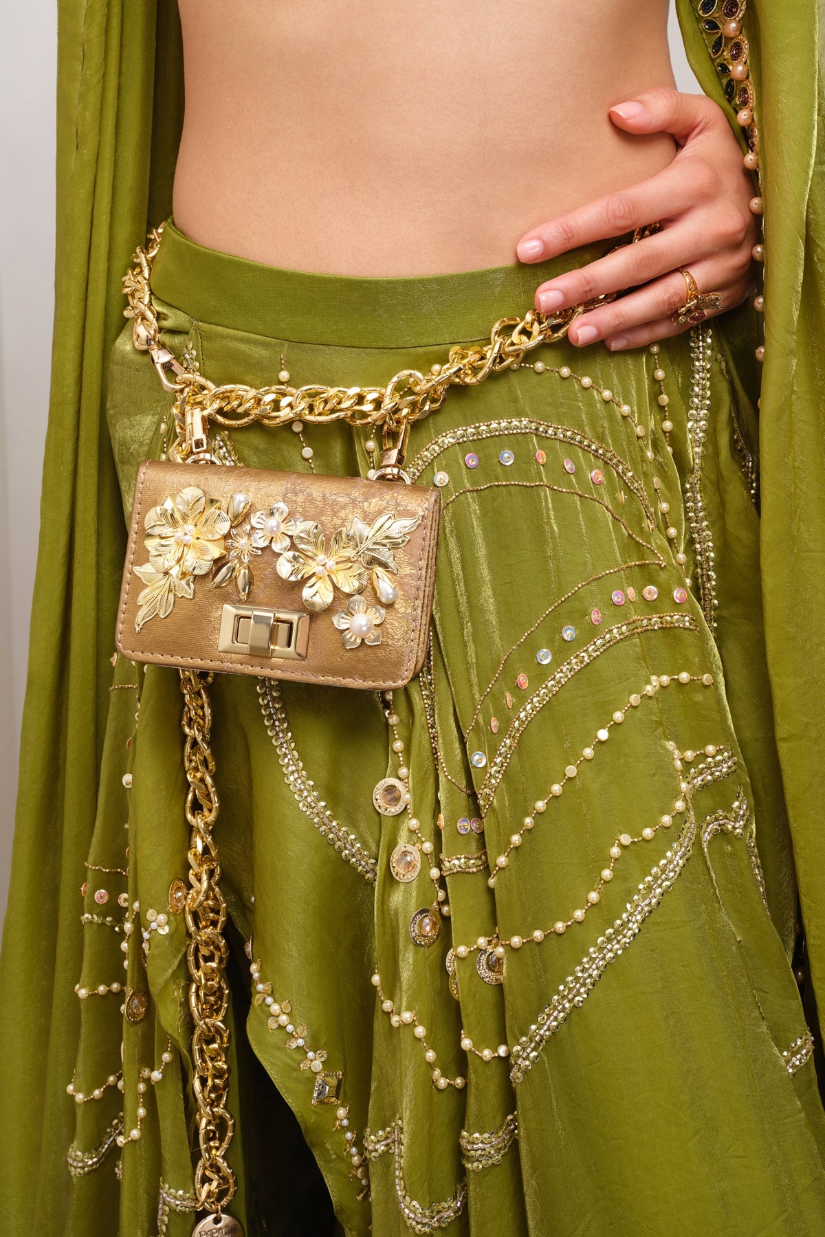 OLIVE OPULENCE