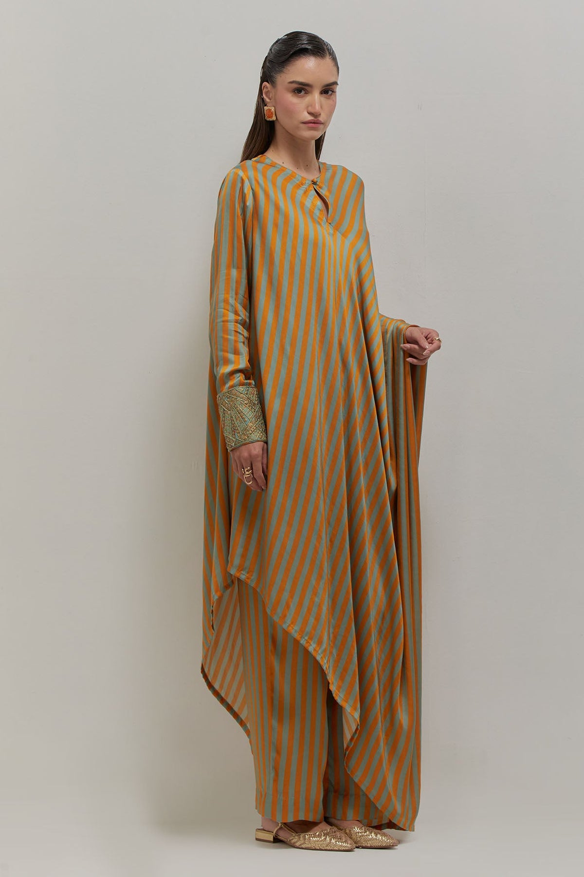One Sleeve Tunic Set