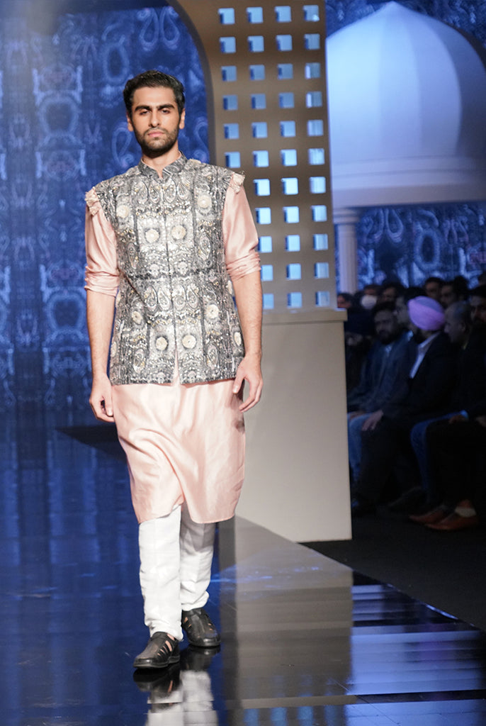 PS MEN ZAFAR PRINTED DUPION SILK EMBROIDERED BANDI WITH ROSE PINK COLOUR KURTA AND OFF WHITE COLOUR BREACHES PANTS