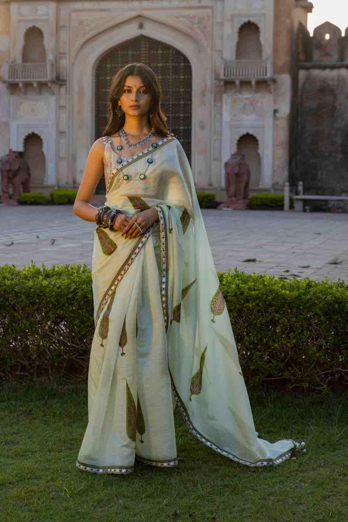 Printed Organza Silk Saree With Resham Blouse