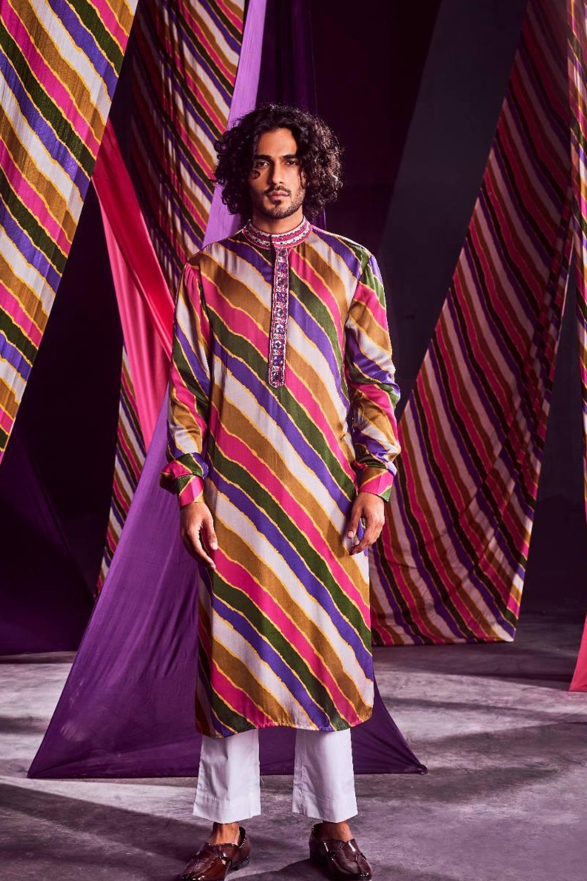 Stripes Printed Kurta With Pants