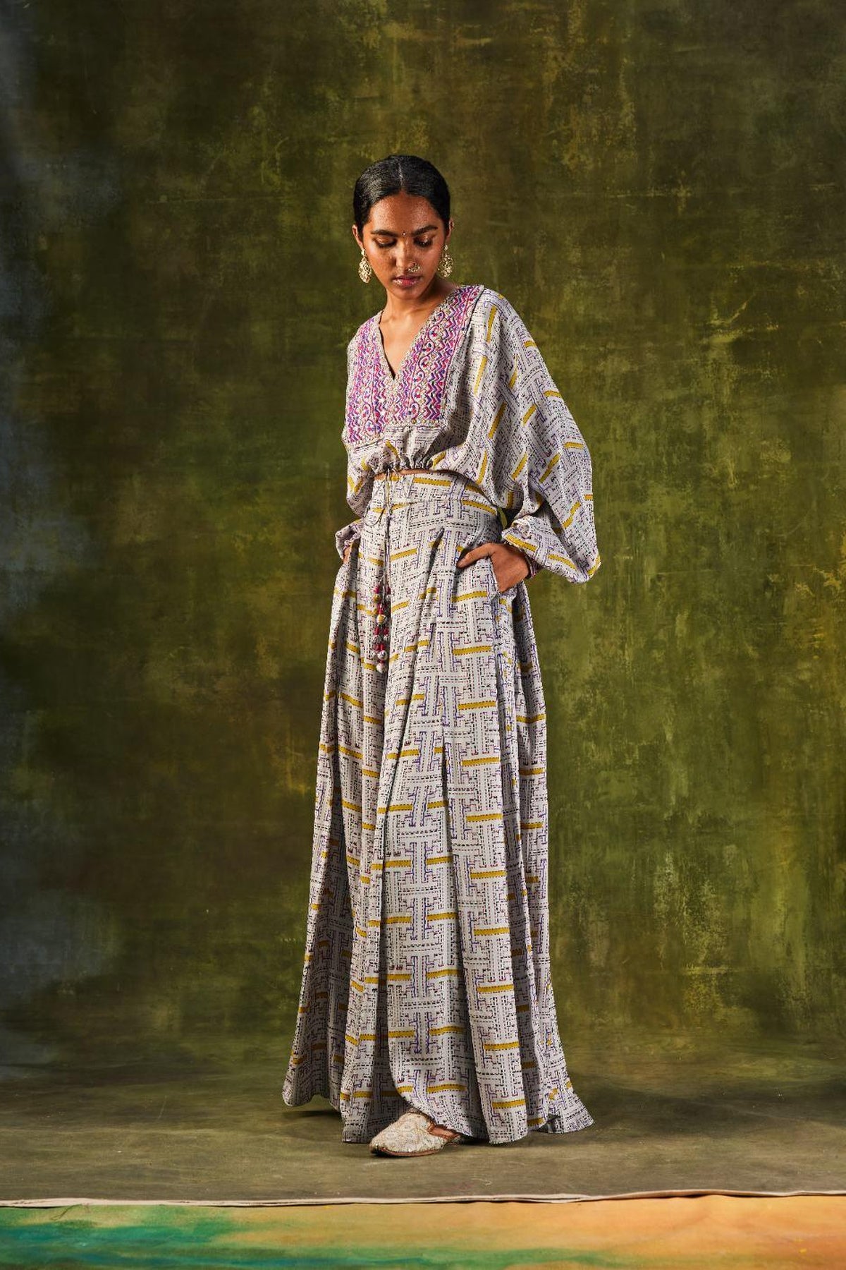 V Neck Top With Wide Leg Pleated Pants