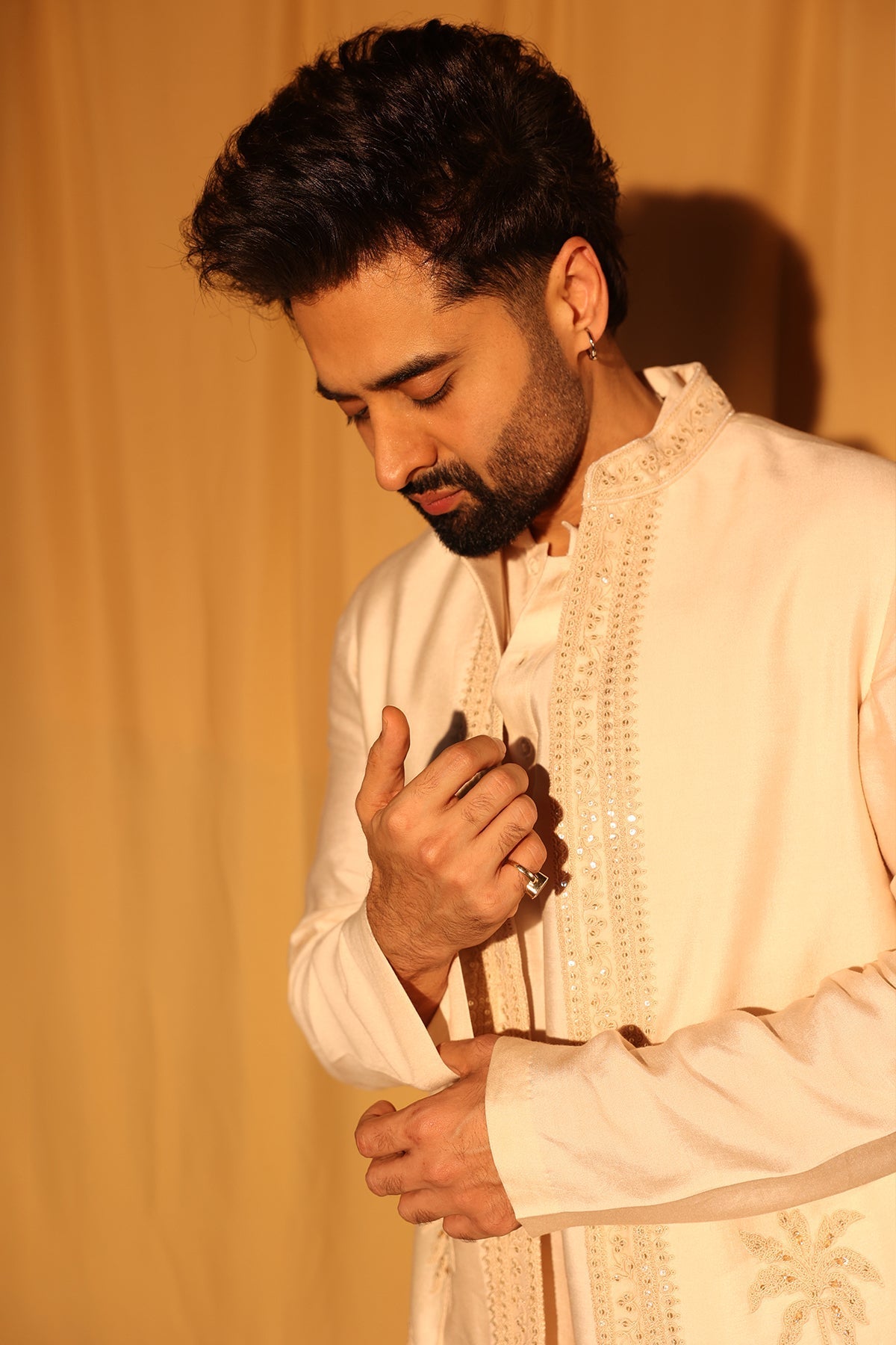 Jackky Bhagnani in Mehez Kurta Bandi Set