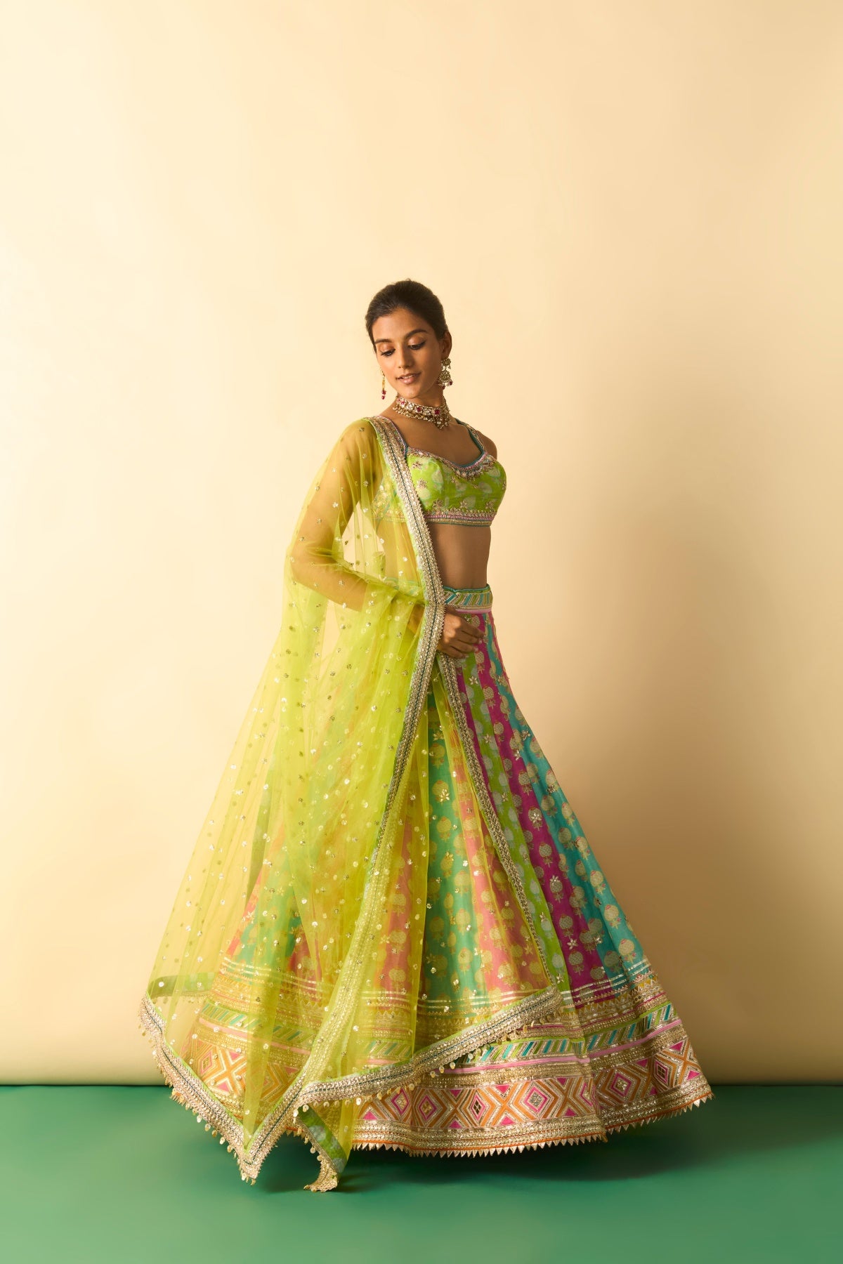 shyama lehenga set