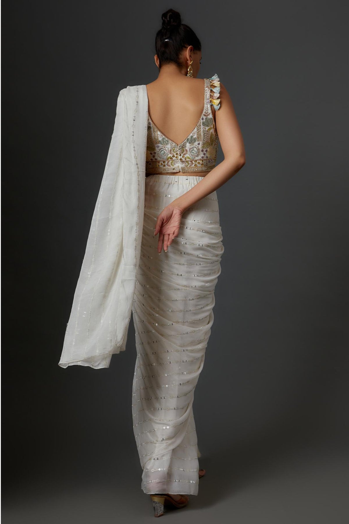 Off White Embroidered Choli With Sequins Saree