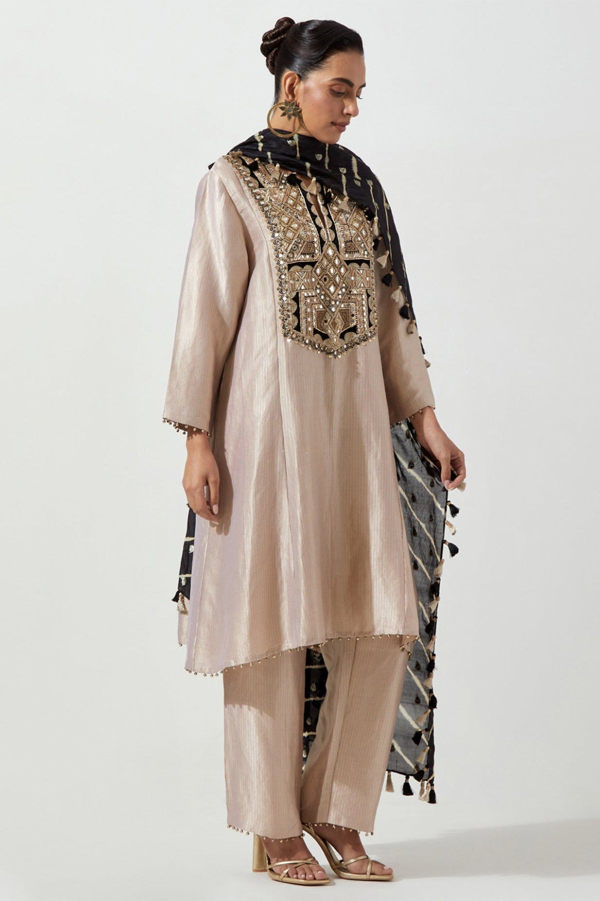 GOLD DOLA SILK KURTA WITH PANTS & STRIPE DUPATTA