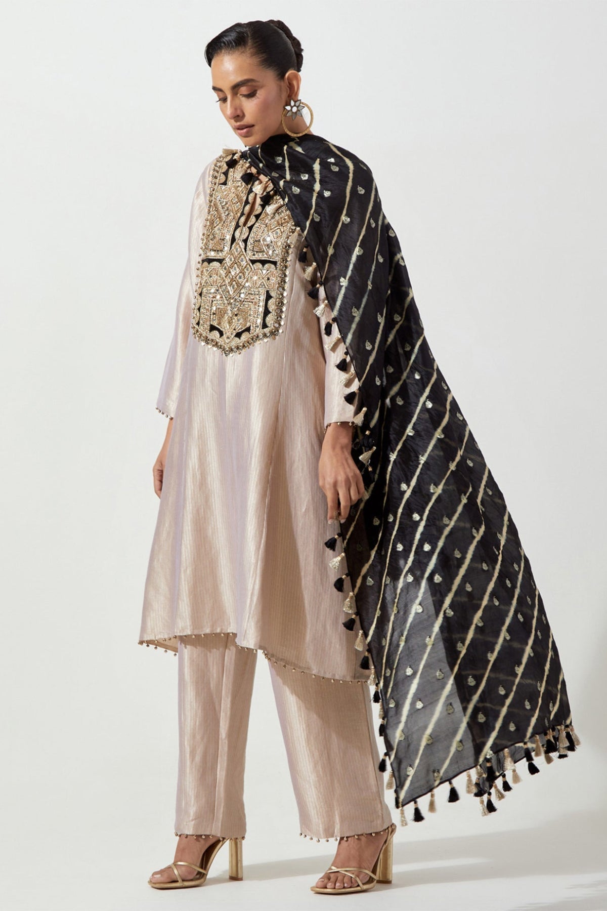 GOLD DOLA SILK KURTA WITH PANTS & STRIPE DUPATTA