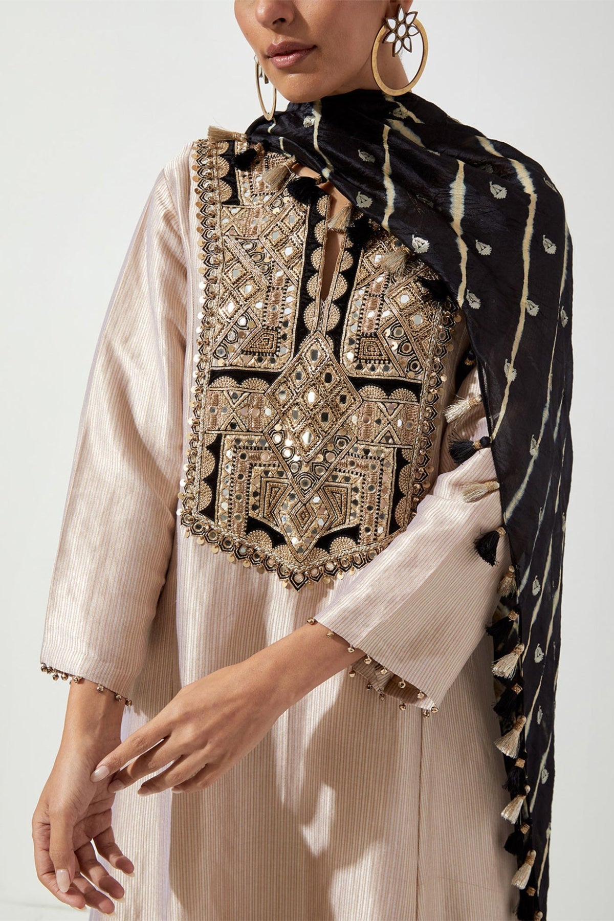 GOLD DOLA SILK KURTA WITH PANTS & STRIPE DUPATTA