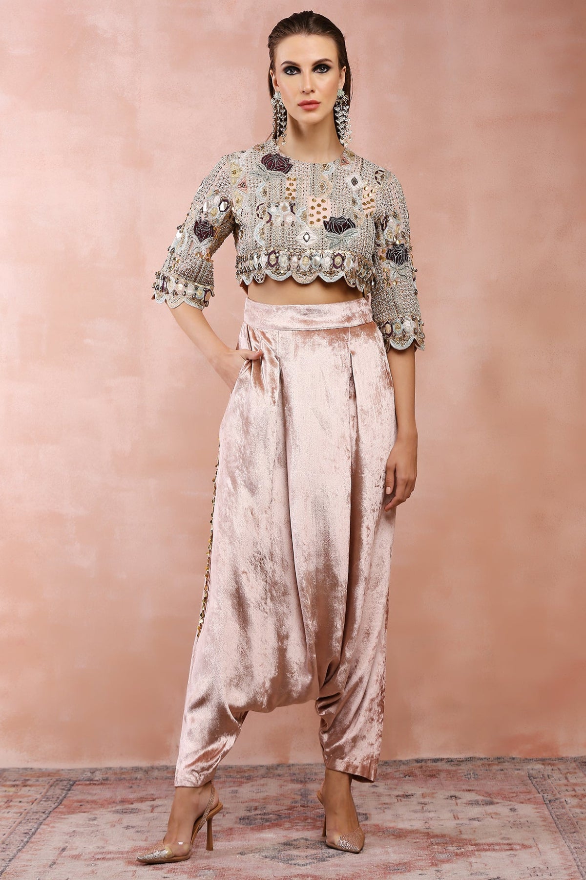 ROSE PINK EMBROIDERED TOP WITH LOWCROTCH PANT