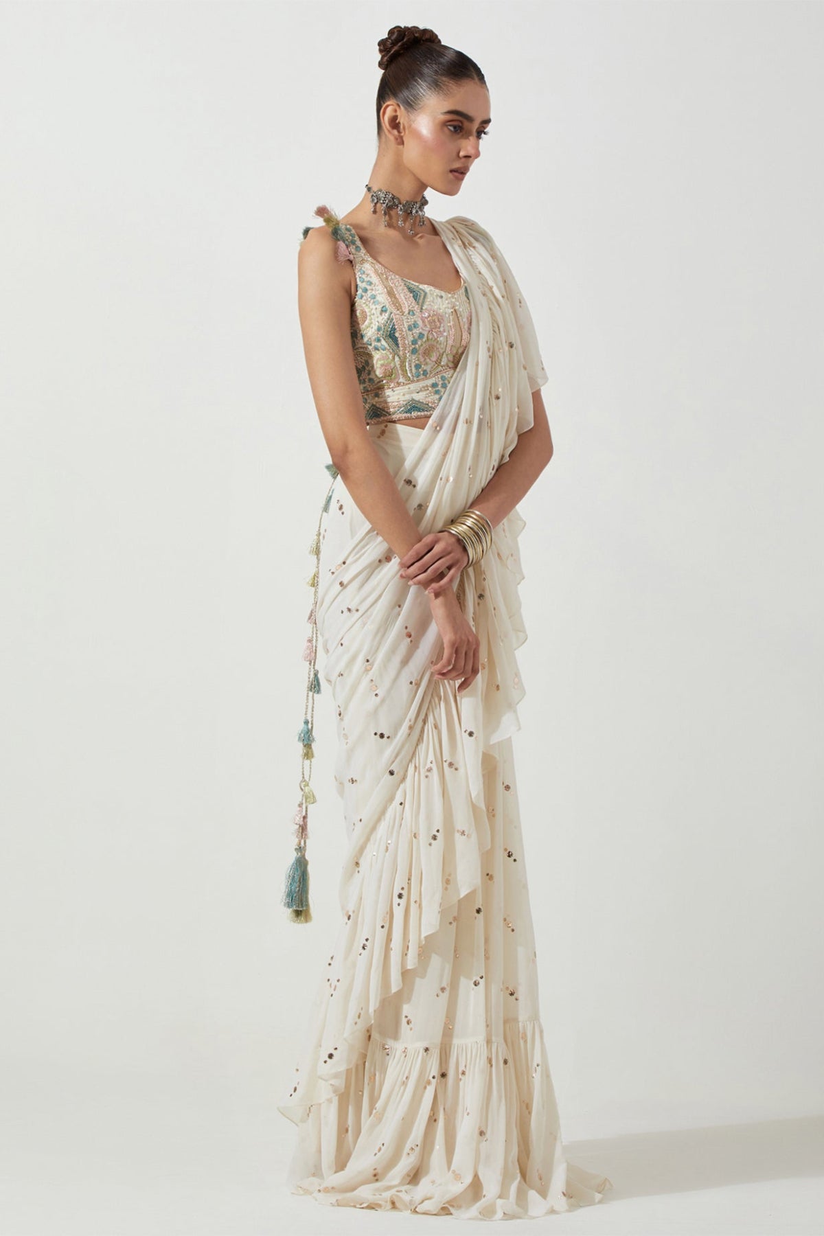 OFF WHITE EMBROIDERED CHOLI WITH FRILL SAREE