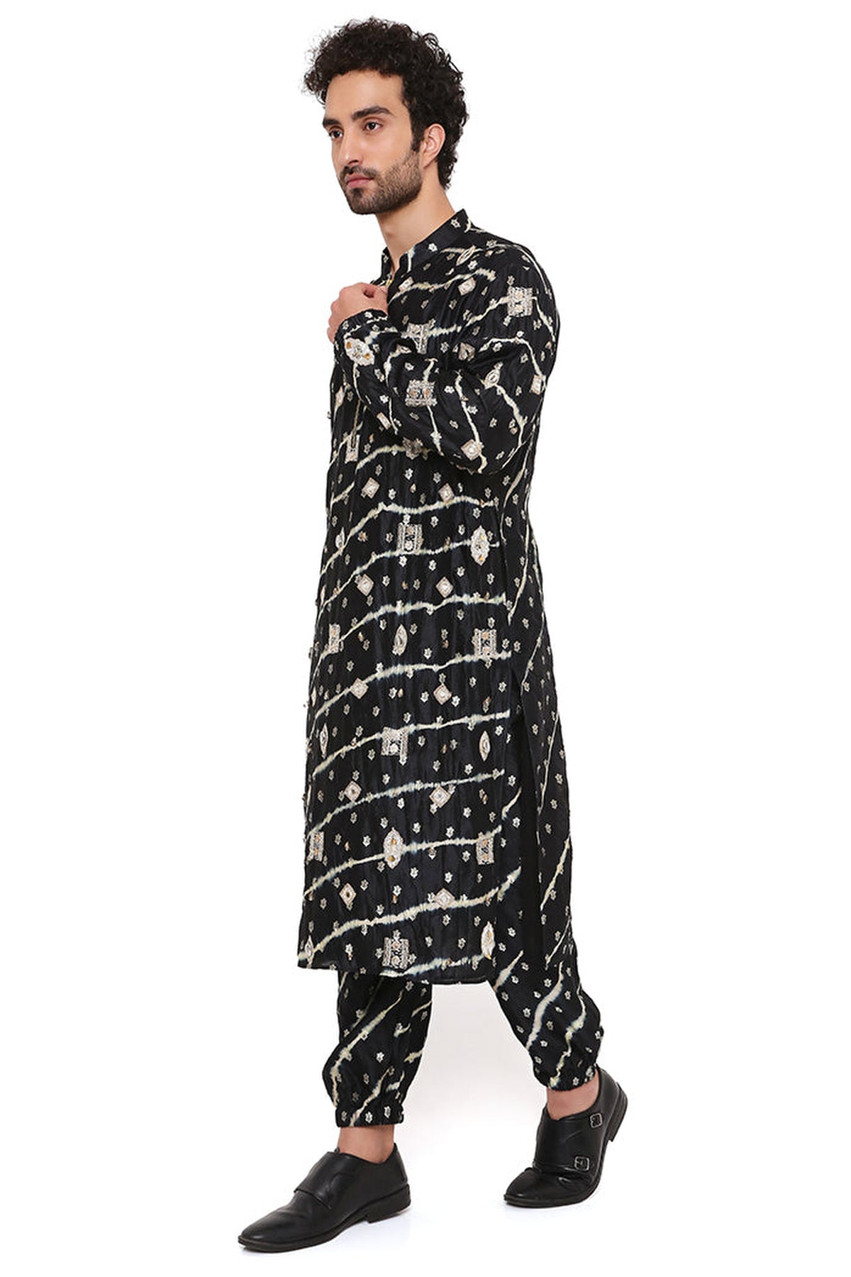 BLACK LEHERIYA BANDHANI SILK EMBROIDERED BOMBER KURTA WITH JOGGER PANT
