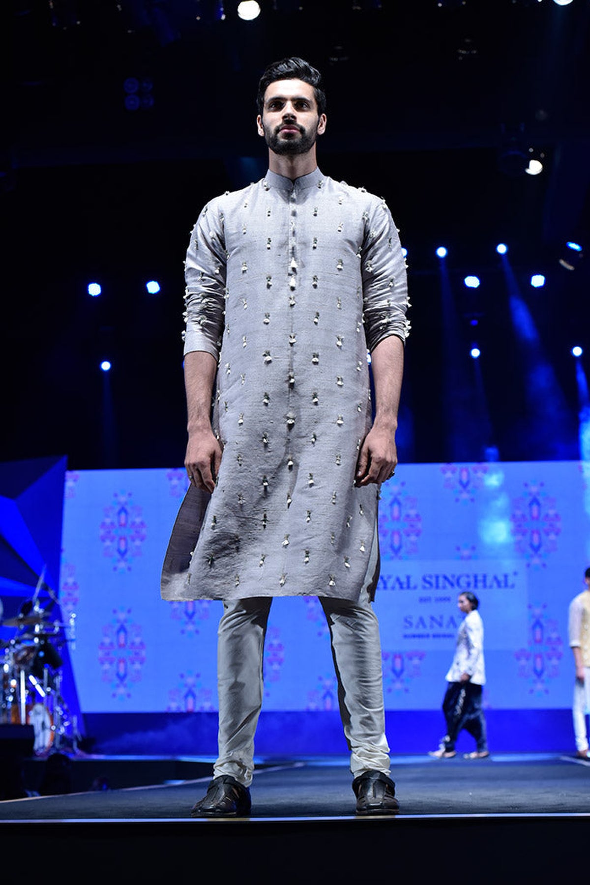 ARSALAN GREY DUPION SILK KURTA WITH OFF-WHITE COTTON SILK CHURIDAR