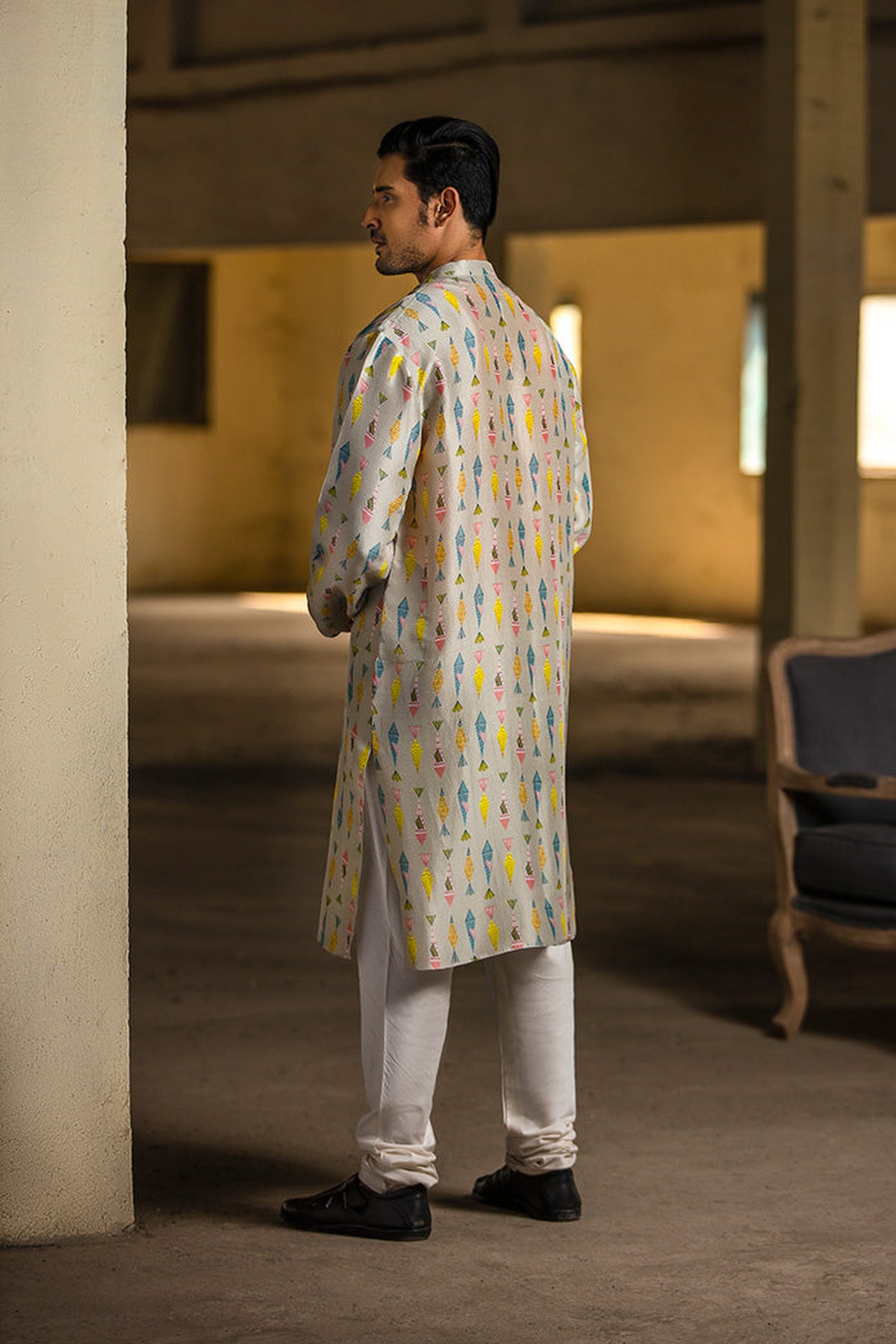 CREAM PRINTED SILK KURTA WITH OFF WHITE COTTON SILK CHURIDAR