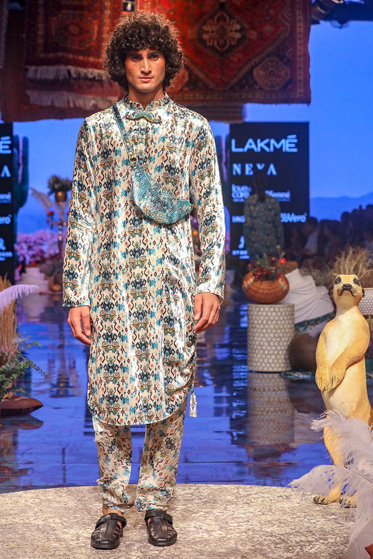 AZIZ WHITE PRINTED VELVET KURTA AND SILKMUL CHURIDAR