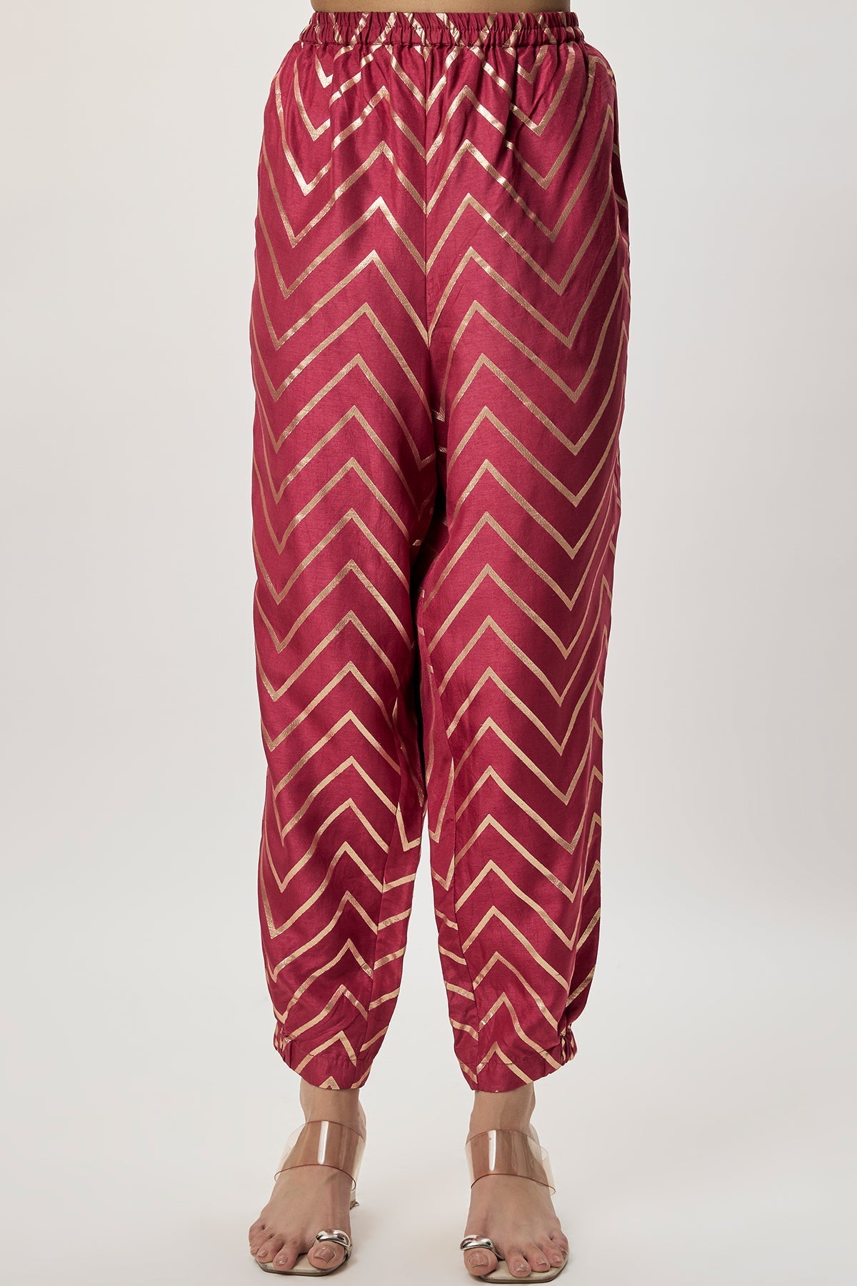 Raniya Cranberry Dola Silk Embroidered Kaftan And Jogger Pant