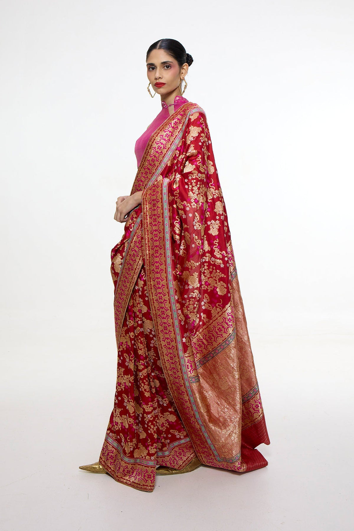Sonam Kapoor in Handwoven Ruby Red Mashroo Silk Saree