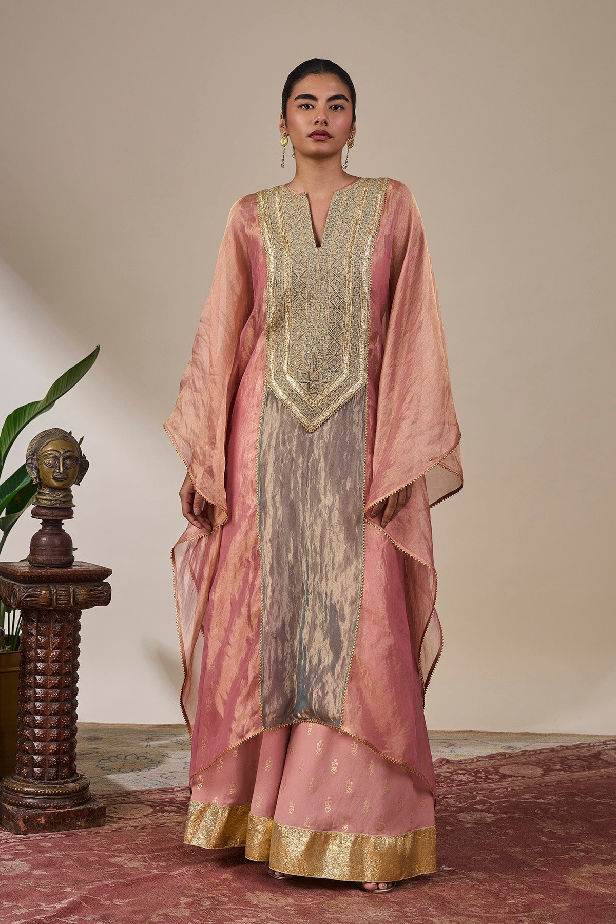 Sunehri Dhoop Kaftan Kurta Set