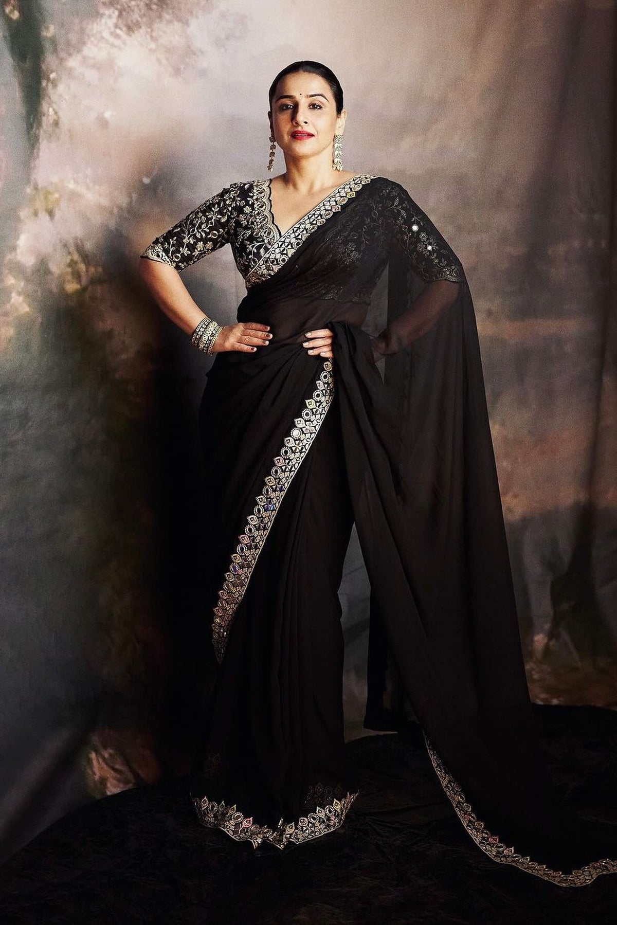 Vidya Balan in Meili Saree Set