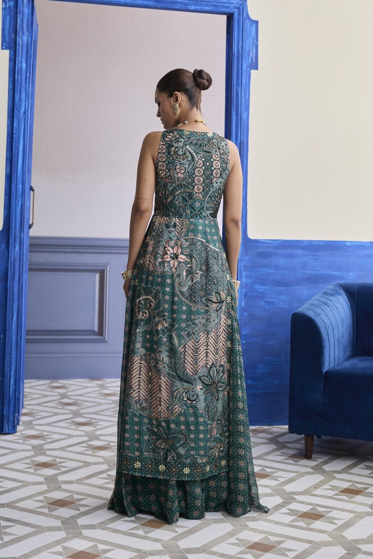 Teal Floral V-Neck Structured Kurti With Flared Pants Set