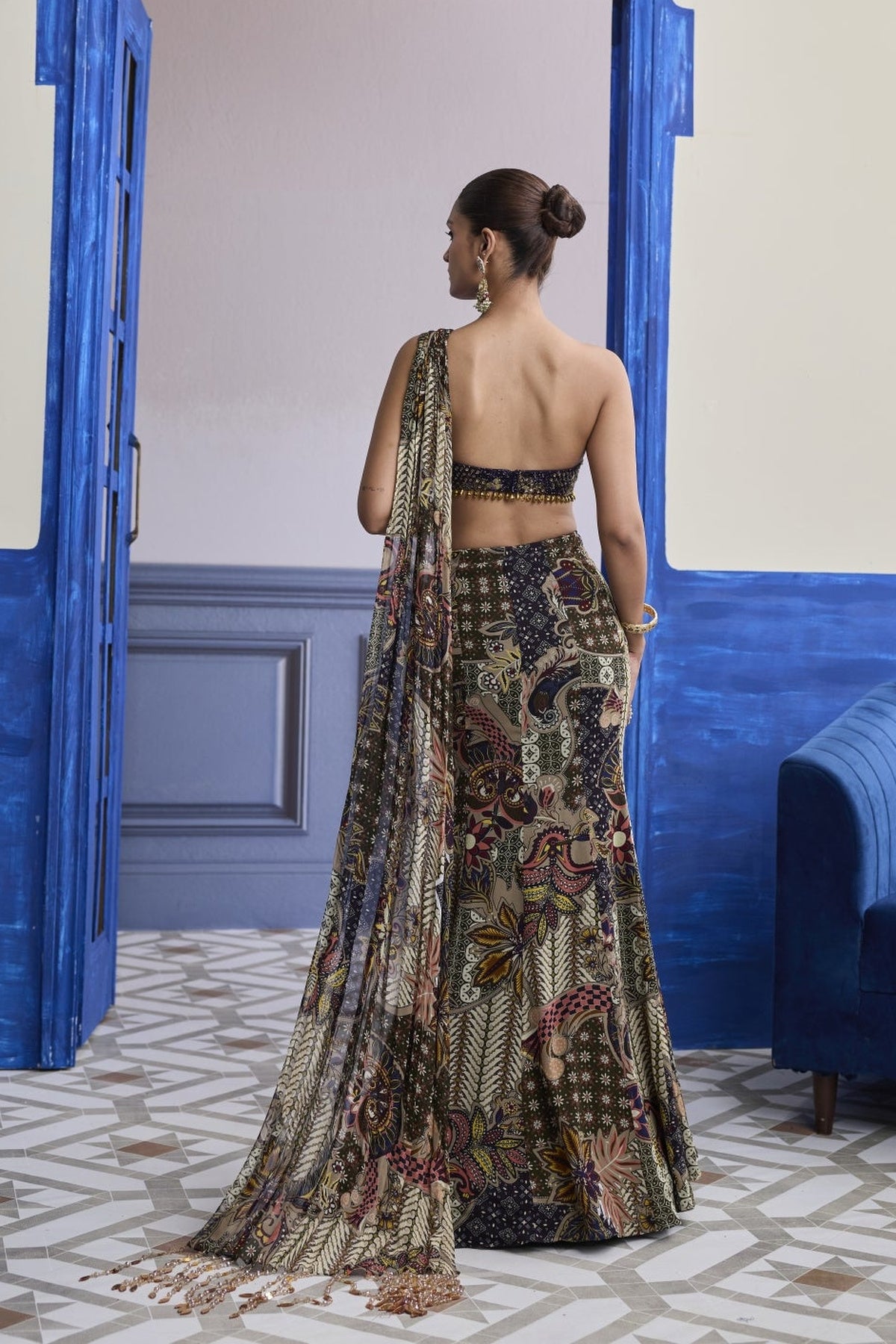 Purple Embroidered Blouse With Olive Floral Fish Cut Saree Set