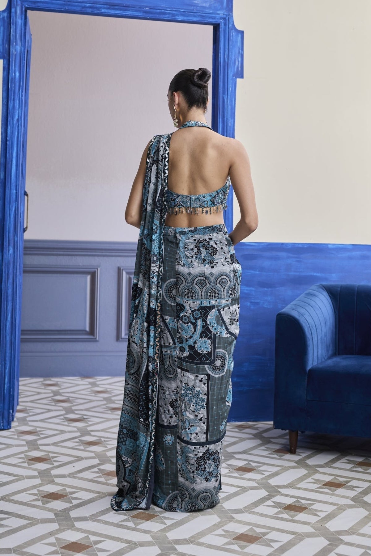 Teal Mosaic Blouse With Highlighted Border Slit Saree Set