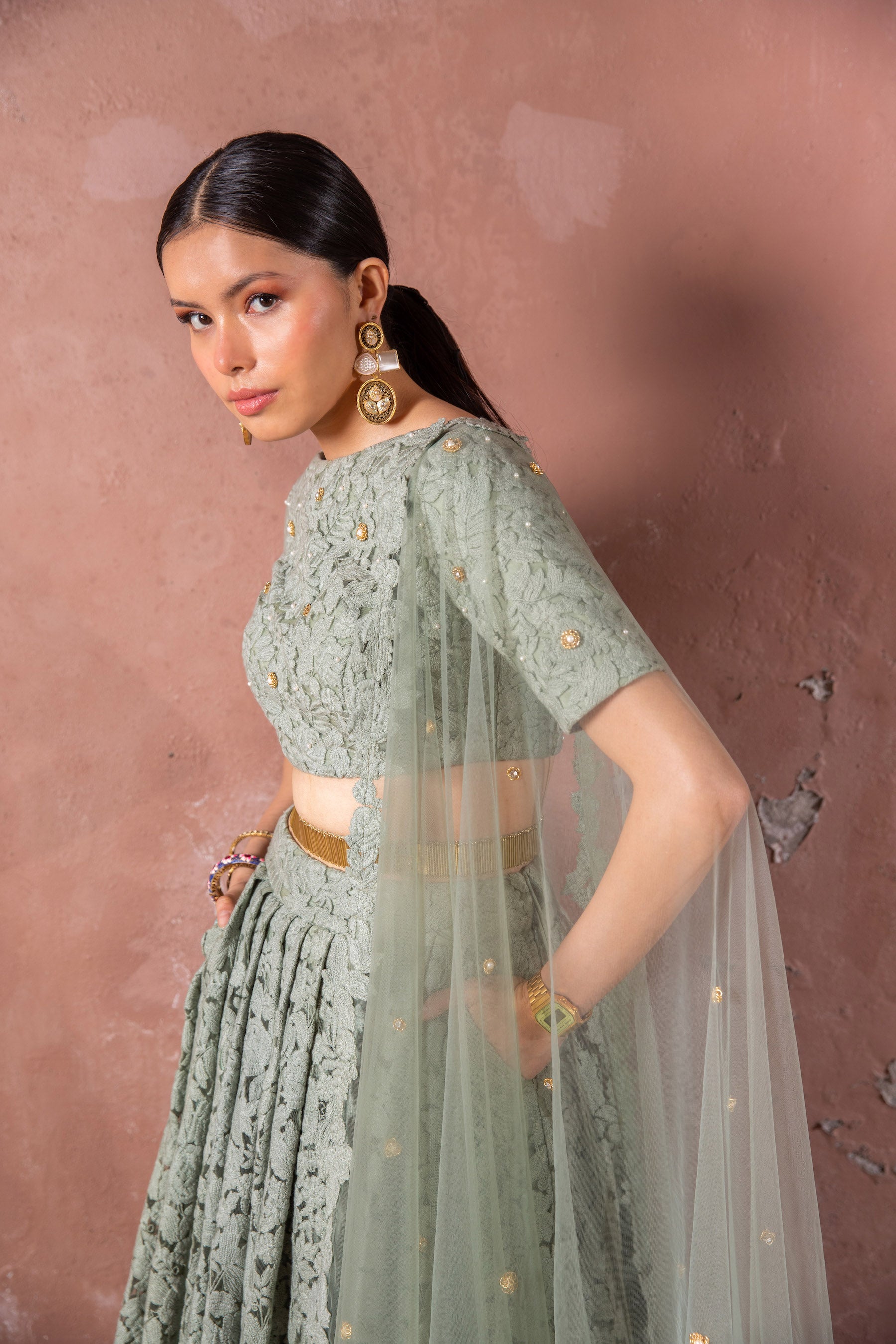 Notes of sage, belt, dupatta