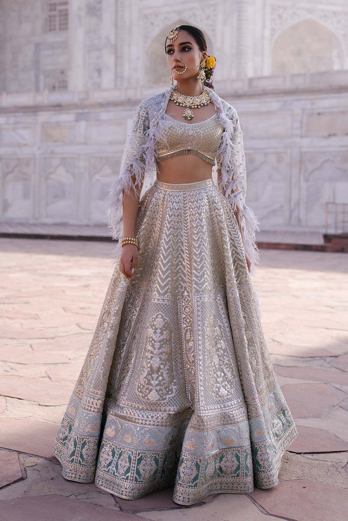 5 Lehenga Necklines That Brides Can Consider for Their Bridal