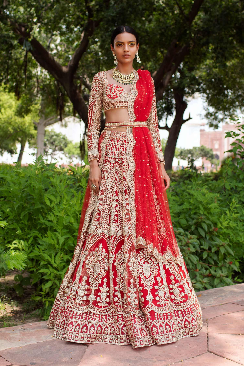 SARA LEHENGA SET